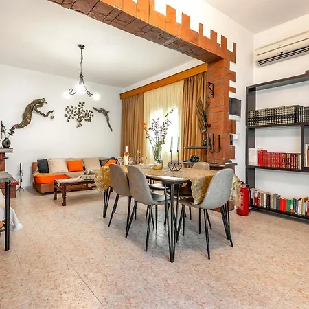 Aquarius View * Archipoli