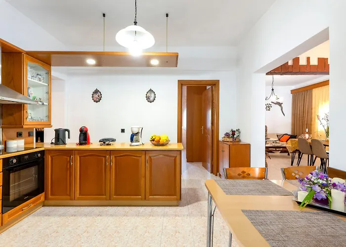 Feriehus Aquarius View