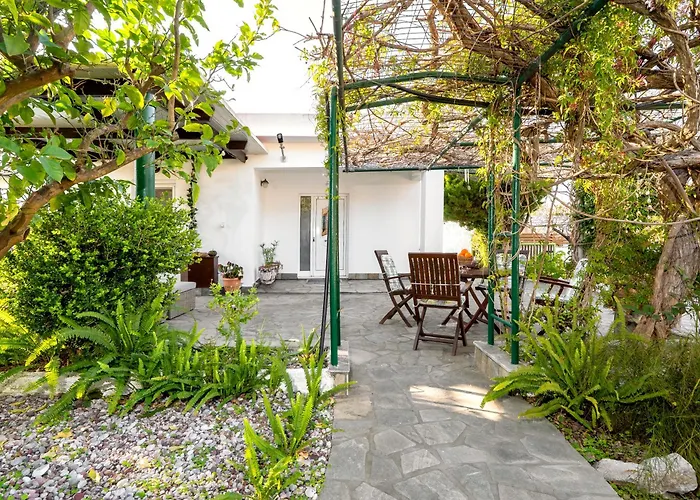 Aquarius View Archipoli